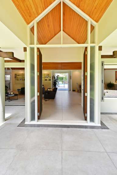 1551 Great South Road_3