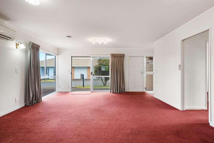 10/6 Campbell Close Whangamata_9