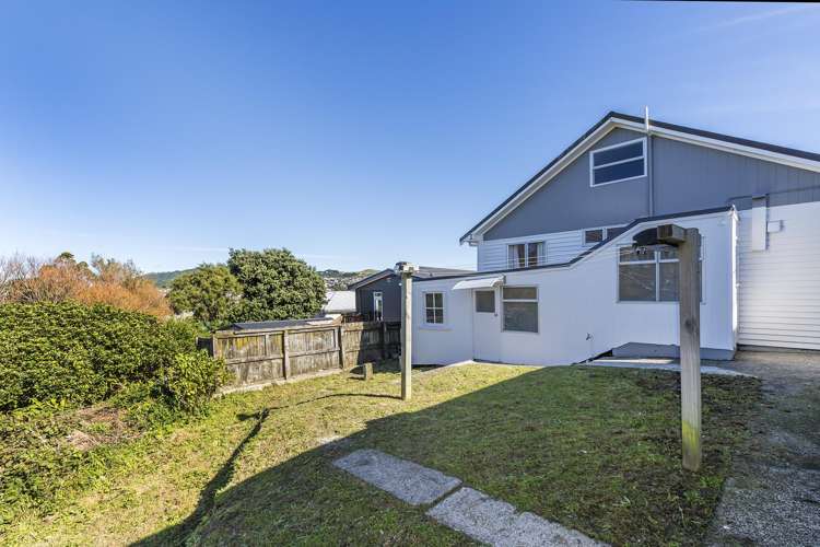 8 Herewini Street Titahi Bay_15