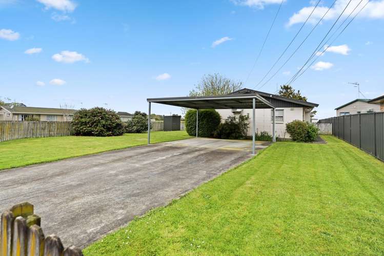 57a Saxbys Road Deanwell_24