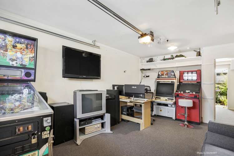 8/10 Colombo Street Newtown_13