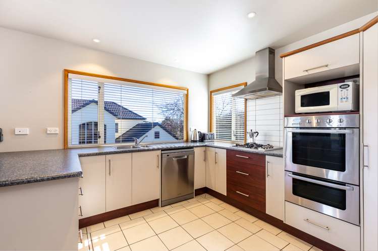 2/68 Logan Avenue Wharewaka_1
