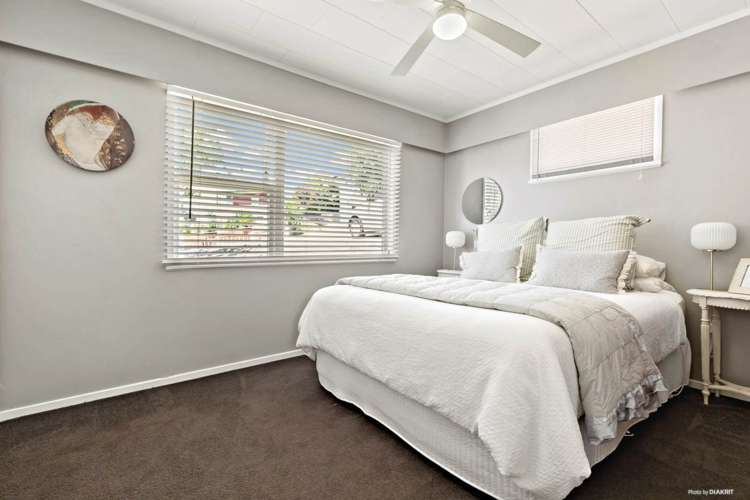 32 Acacia Road Torbay_5