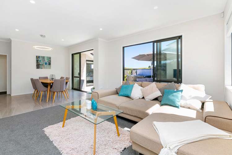 201 Ballintoy Park Drive Welcome Bay_8