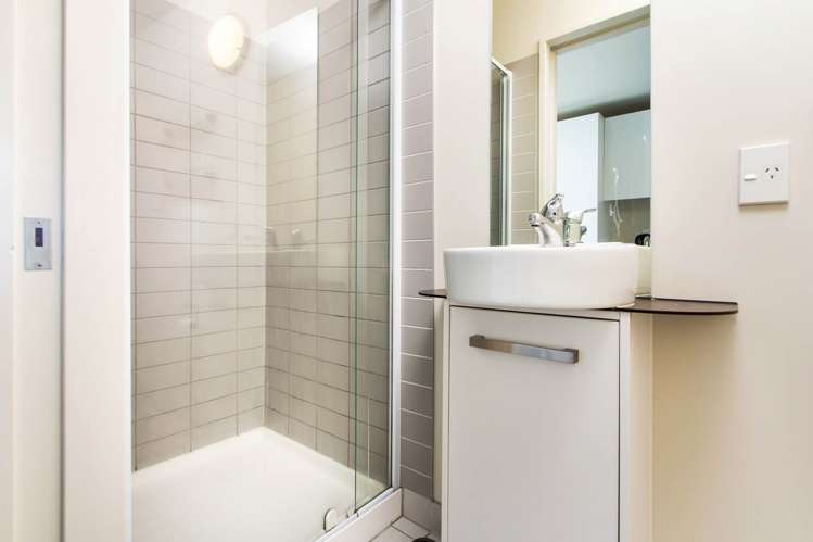 1506/10 Waterloo Quadrant Auckland Central_5