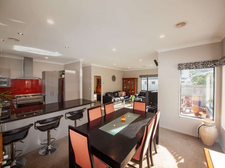 8 Cheetwood Street Churton Park_10