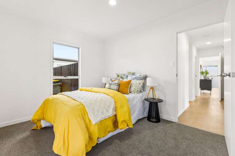 22 Chelburn Crescent Mangere East_19
