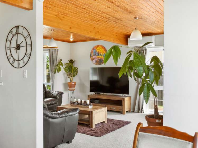 4A Hunter Way Otumoetai_16