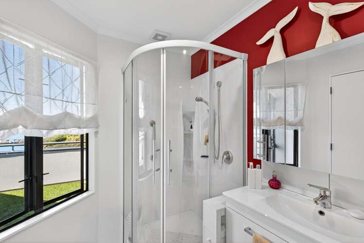 128B Thompson Road Bluff Hill_14