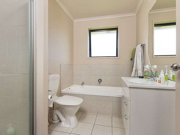 16 Wroxton Place Waiuku_7