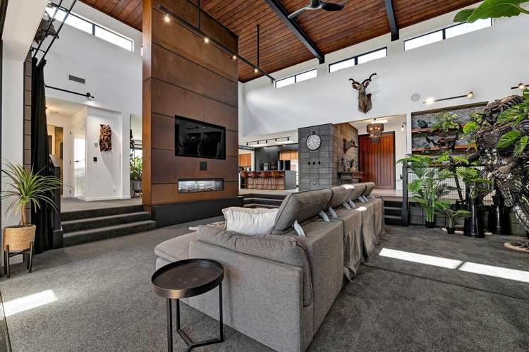 135A Brecon Road Stratford_6