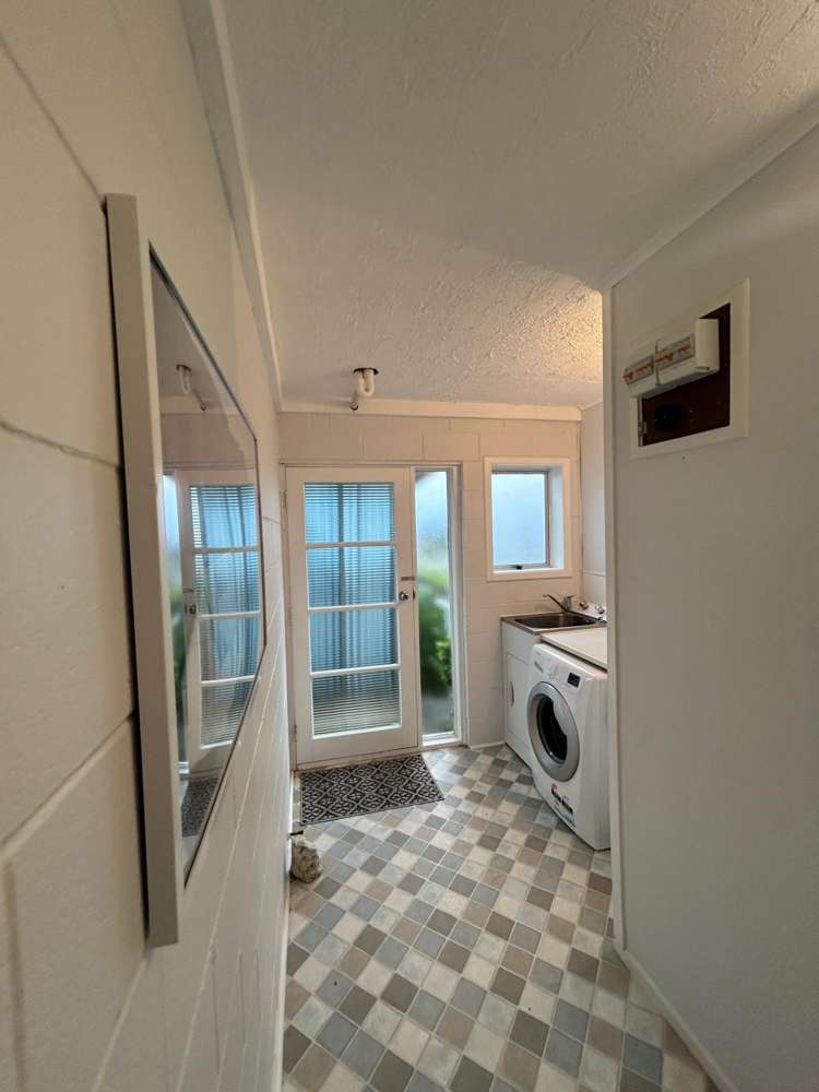 B/27 Port View Crescent Moturoa_3