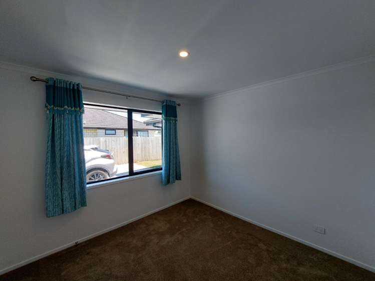 9C Desmond Place Bell Block_14