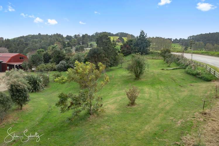 207 Doctors Hill Road Maungaturoto_57