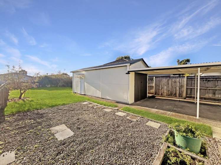 305 Featherston Street 10930_9