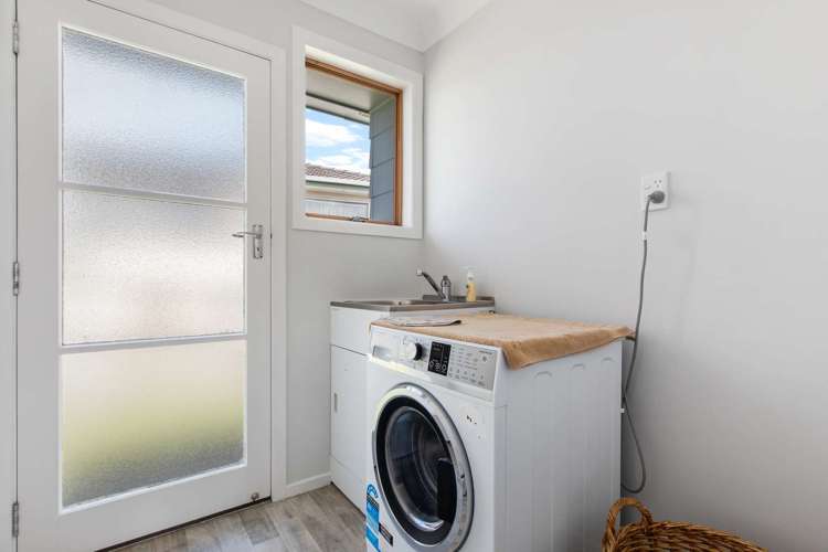 21 Kelman Road Kelston_16