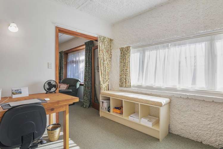 2 Oldham Lane The Wood_8