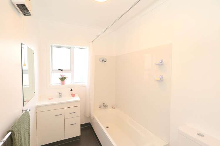 76 Alice Street Gladstone_12