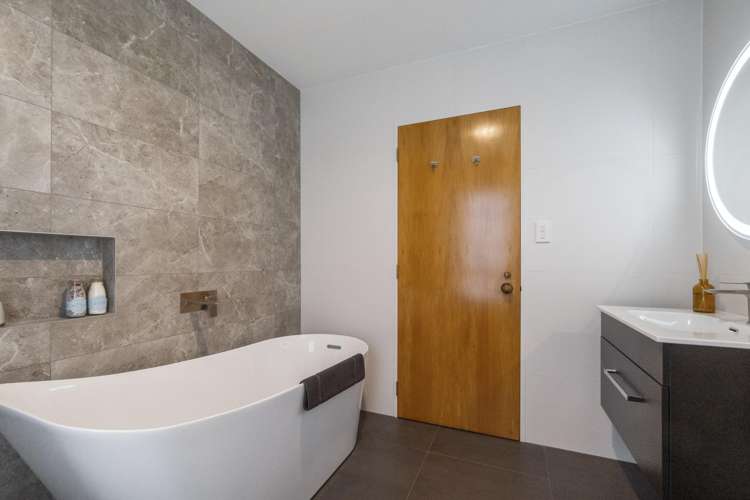 79 Sunny Crescent Huapai_16