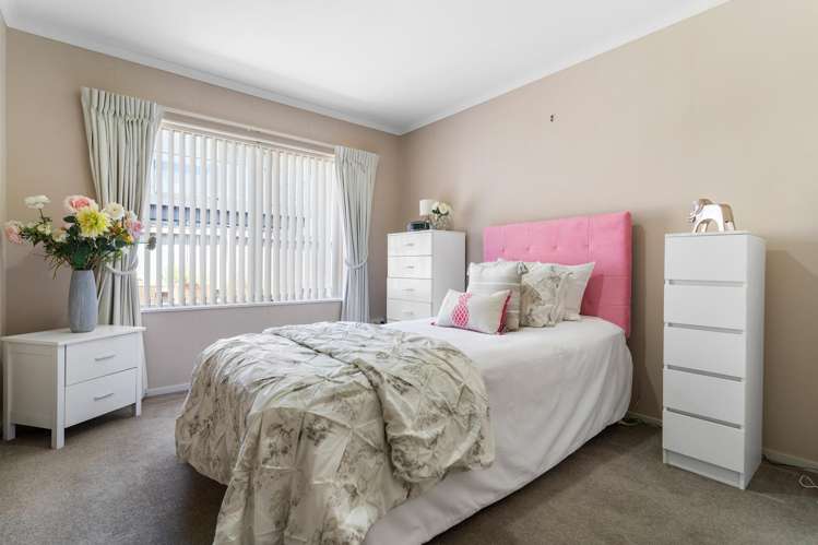 101 Pine Harbour Parade Beachlands_15