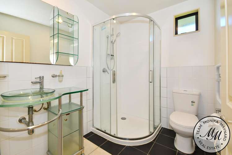33/8 Landscape Road Papatoetoe_8