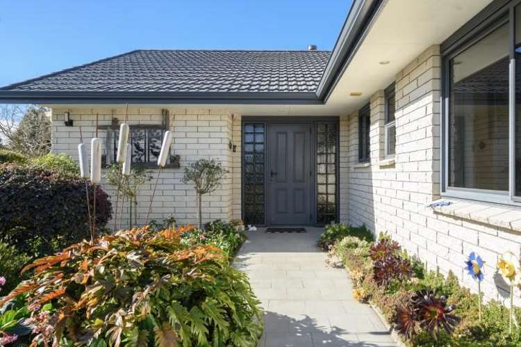 561 Cambridge Road_4