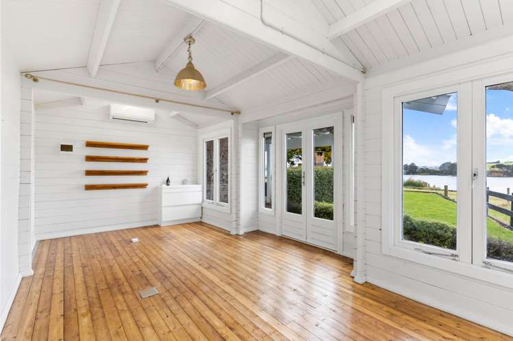 113 Waitangi Falls Road Glenbrook_36