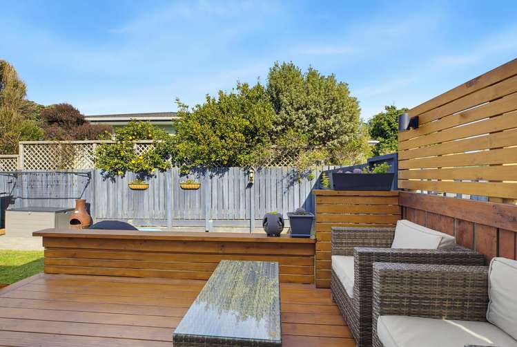 110 Main Road Titahi Bay_16