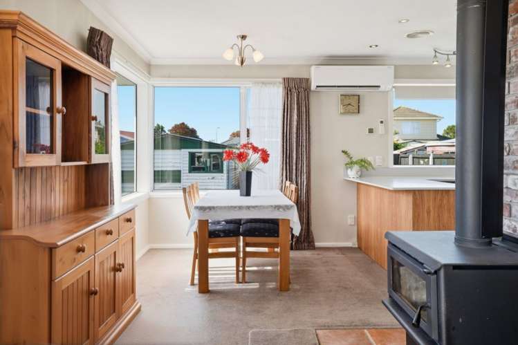 37 Dunstan Crescent Hornby_8