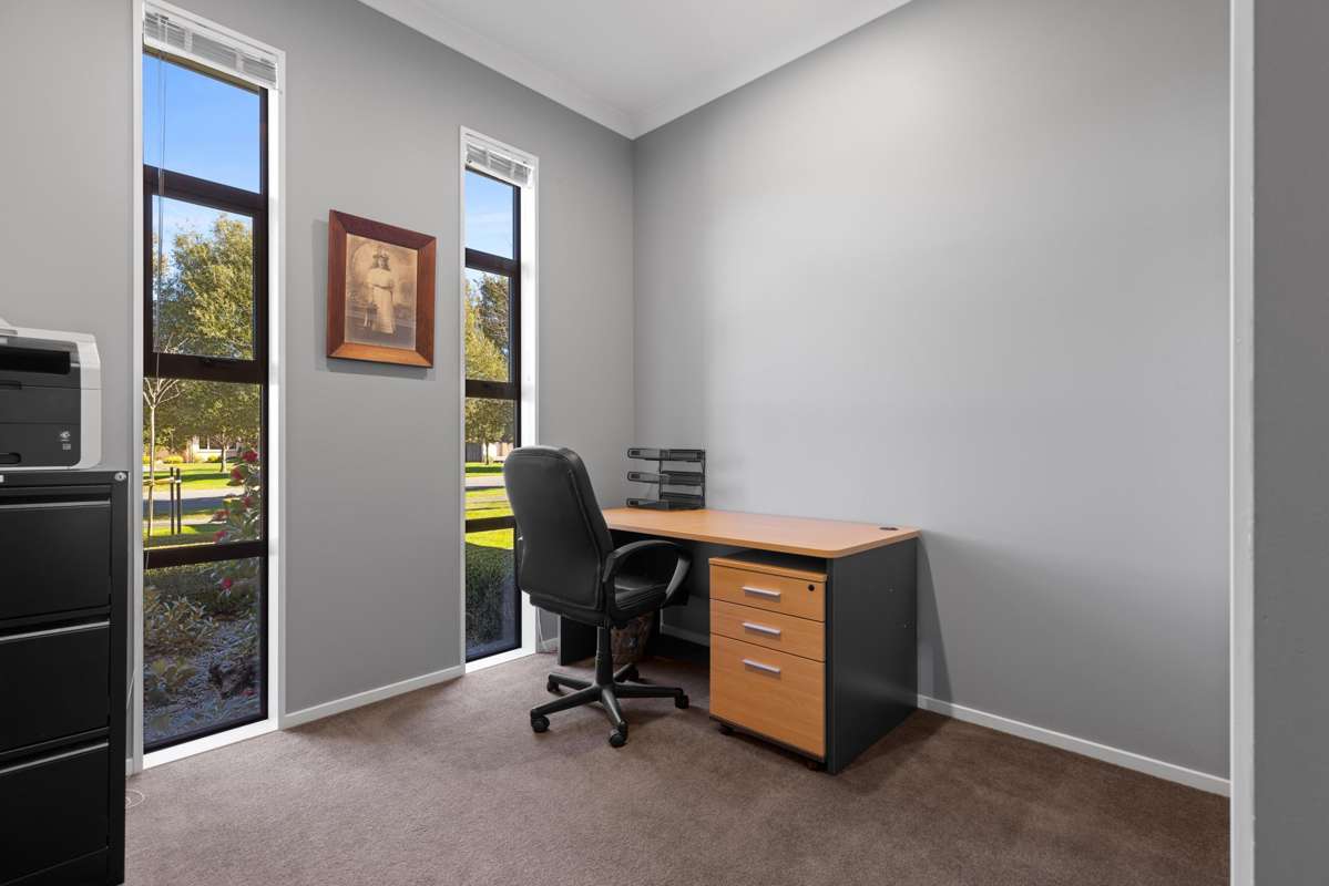 32 Sheridan Drive_5