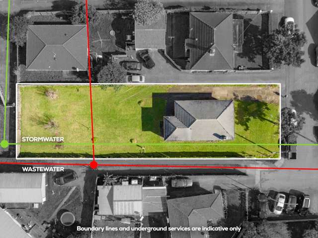 809m2 Section with Fire Damaged House