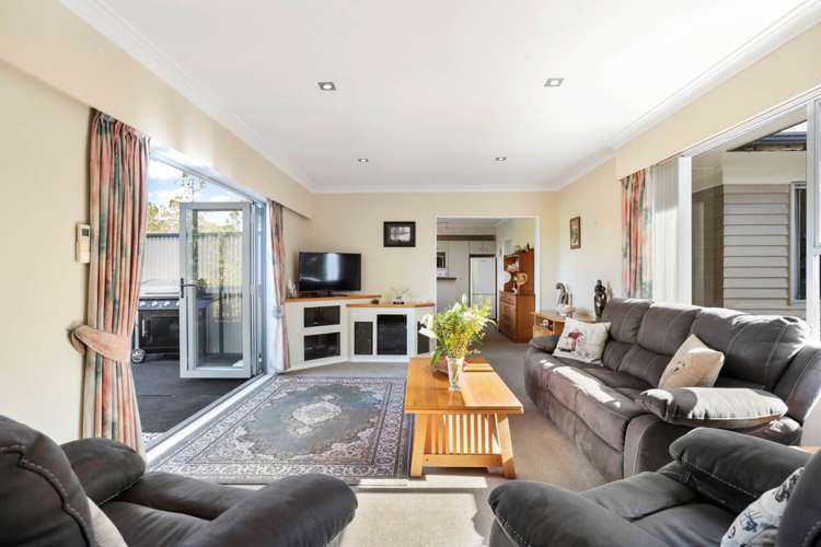61 Daffodil Street Titirangi_7
