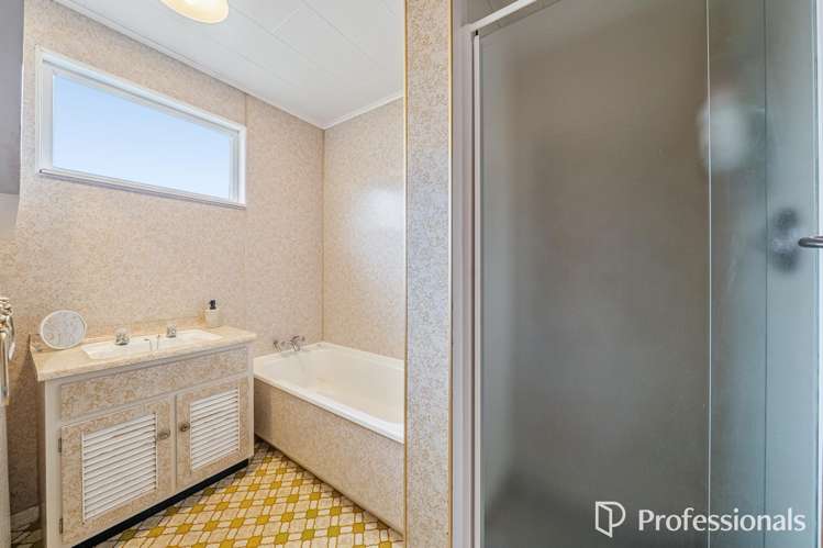 33 Donnelley Drive Wainuiomata_18