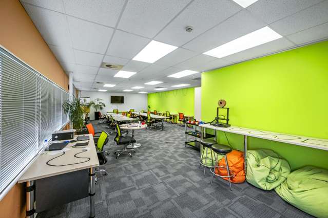 23/2 Bishop Dunn Place Botany Downs_2