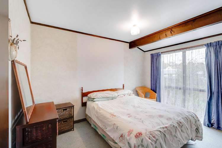 2 Marlowe Drive Leamington_10