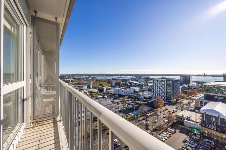 1419/72 Nelson Street_3