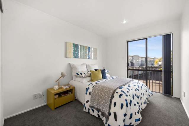 13/15 Bishop Lenihan Place East Tamaki_2