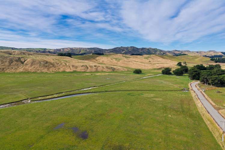 Corner Marfells Beach and Clifford Roads Lake Grassmere_8
