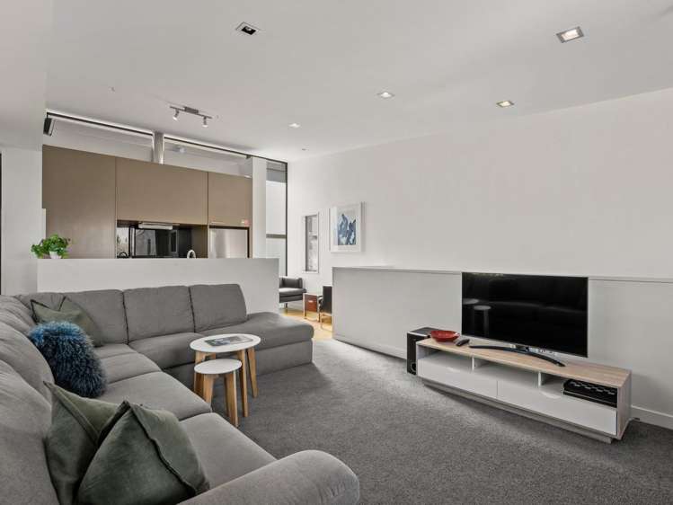 11/89 Thompson Street Queenstown_7