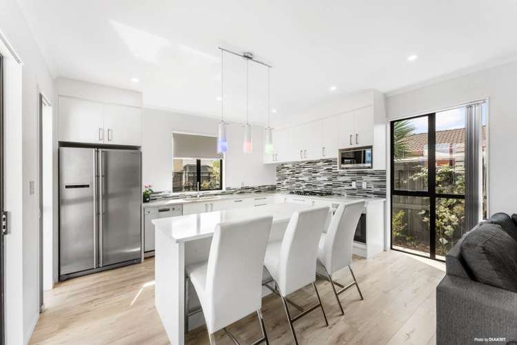 8 Whiti Lane Pakuranga_8