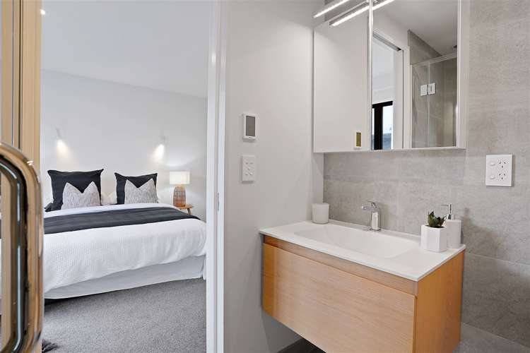 1031b Colombo Street Saint Albans_12