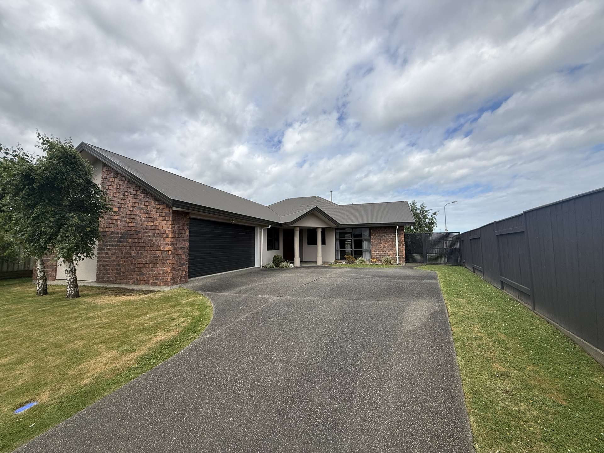 8 Geneva Terrace Kelvin Grove_0