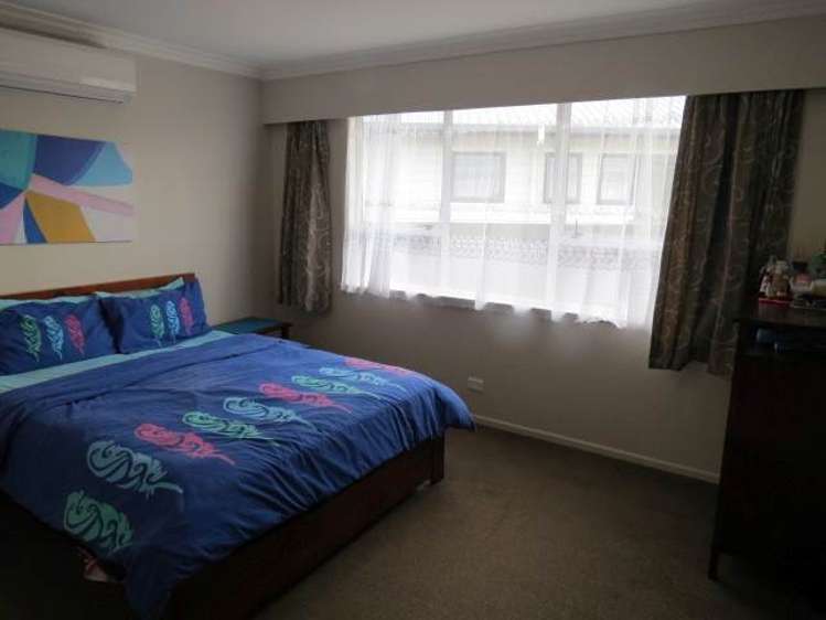 7 Resolute Way Papakura_5