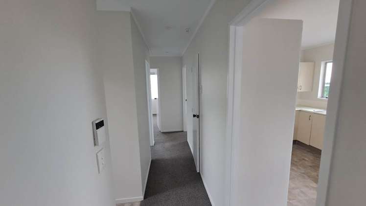 49A Beach Road Pahurehure_6