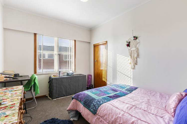 4208 Great North Road Glendene_15