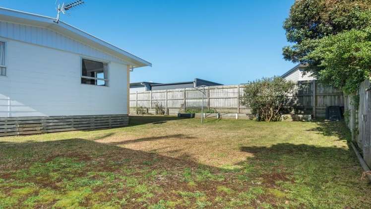 1/1240 Papamoa Beach Road Papamoa_2