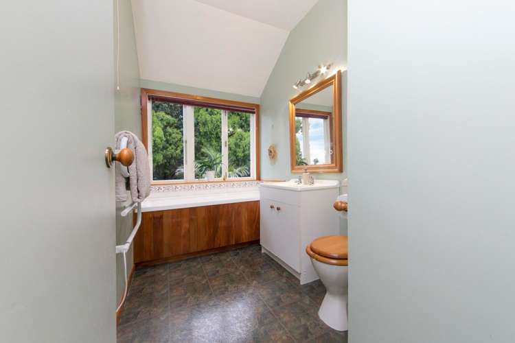 71 Minnehaha Avenue Titirangi_12