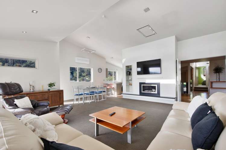 1 Emerald Lane_1