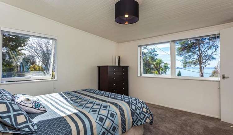 15 Okewa Road Titirangi_11