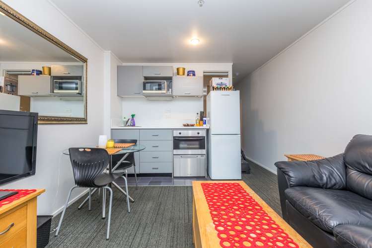 1332/72 Nelson Street Auckland Central_7
